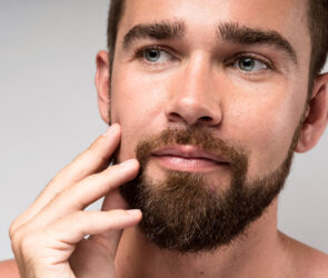 far crescere la barba
